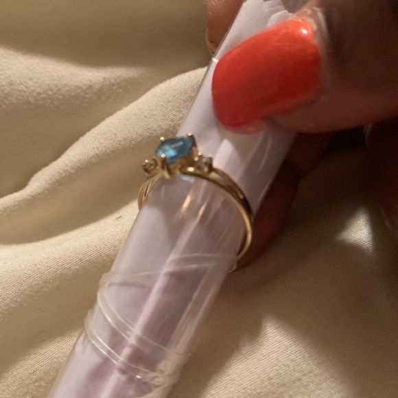 Beautiful light blue 14k heart ring - Picture 5 of 5